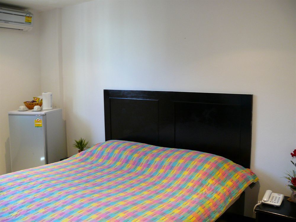Aquarius Gay Guesthouse & Sauna Patong Ngoại thất bức ảnh